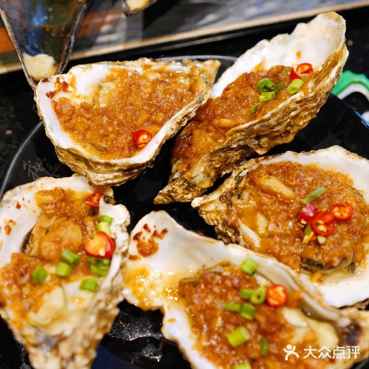 魔都夜宵好去处，龙虾肯定少不了！[礼花]