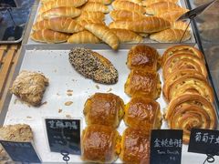 -Dough&Joe团憩(瑞虹天地月亮湾店)