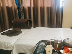 -颐而康·按摩·艾灸·足疗(汽车东站店)