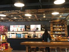 -星巴克臻选(青岛麦凯乐分店)