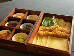 -鲁采LU STYLE(新天地店)