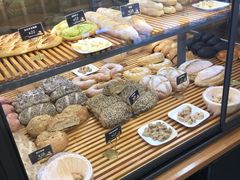 -焙丽拾光(麦凯乐直营店)