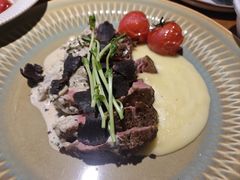 -JINNS锦时 steak&pizza(浸信会礼拜堂旧址店)