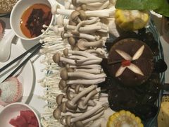 蘑菇拼盘-乔先生涮肉·鲜活牛羊肉火锅(塘沽店)