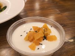 手工酸奶-清真·玛丽亚新疆菜主题餐厅(浙江中路店)