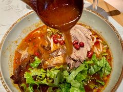 -百春原湖南牛肉粉(百联世纪店)