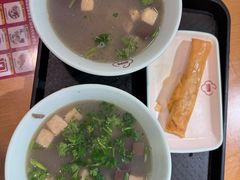-回味鸭血粉丝汤(新城市广场店)
