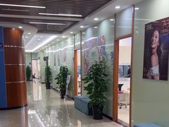 -茂菊口腔连锁(浦东南路店)