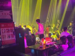 -TT CLUB 酒吧