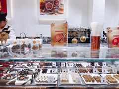 -VENCHI 闻绮(上海佛罗伦萨小镇店)