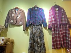 -Oolong乌龙茶古着店