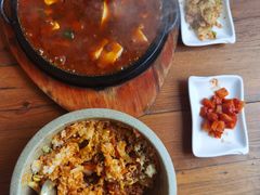 -百年石锅饭·朝鲜族传统民餐