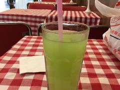-红宝石·鲜奶小方(万航店)