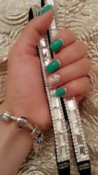 今夏最爆的颜色非它莫属-艾妃罗高科美肤美甲美睫健康管理