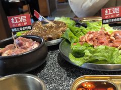 -红泥小火炉·东北泥炉烤肉(天一旗舰店)