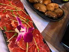 -鲜入围煮花胶鸡海鲜火锅