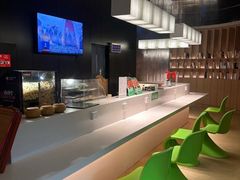 -涨巢·潮玩水疗局