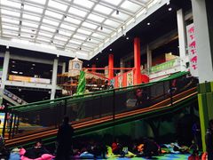 -蒙特利亲子乐园