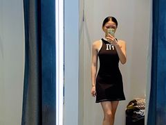 -URBAN REVIVO(七宝领展广场店)