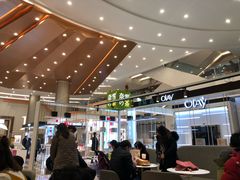 大堂-奈雪的茶(市百一店)