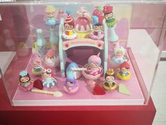 -泡泡玛特POPMART(国金街店)