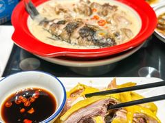 -鑫悦楼煎蟹·16年海鲜大排档