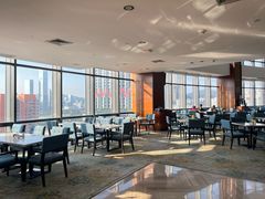 -华强广场酒店-椰香高空自助餐厅