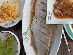 -七的湖·晚芳亭·阳澄湖农家菜·大闸蟹(莲花岛店)