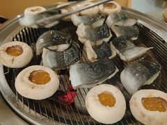 -围炉肉舍•炭烤活鳗•丹东海鲜烤肉(步行街店)