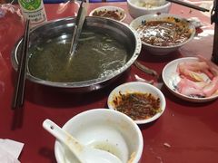 -谢老五跷脚牛肉·非遗传承店