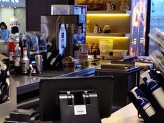 -luckincoffee瑞幸咖啡(香港名店街店)