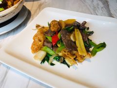 鬼马炒牛肉-香樟花园新粤料理(无锡万象城店)