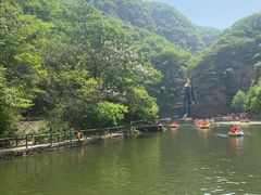 -龙潭大峡谷