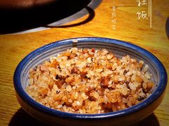 -吃饭皇帝大土家民族菜(正大广场店)
