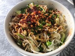 -YI PIN JU 一品居中餐厅 中国超市