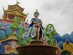 -七彩云南欢乐世界