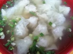 -张阿三馄饨店