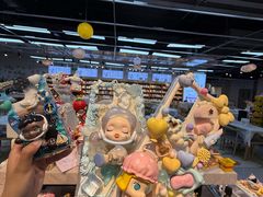 -郑在DIY·潮玩银饰绘画手作(中央大道旗舰店)