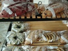 -研麦家面包(亚泰华府店)