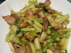 -五谷丰登农家院·地道胶东菜·海鲜烧烤(威海店)