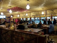 大堂-闯关东东北农家菜(崂山石老人店)