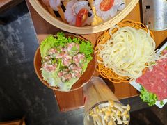 -黔有有贵州酸汤夺夺粉火锅(五味十字店)