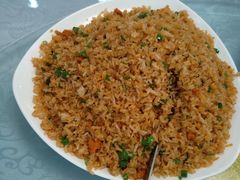 招牌海胆炒饭-皓景海鲜·地标美食(双月湾店)