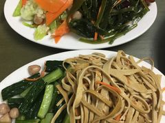 -四平包子铺