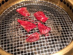 -铭牛烧肉·和牛海鲜自助(高新月牙湖店)