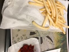 -麦当劳(新洲南路店)