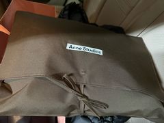 -Acne Studios(芮欧百货店)