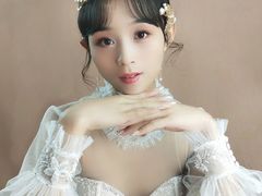 -金夫人化妆摄影职业培训学校