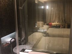 -上海龙之梦万丽酒店