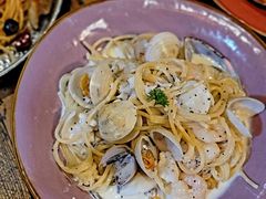 -SISTERS BAR RESTAURANT川意酒馆(嘉善老市H楼店)